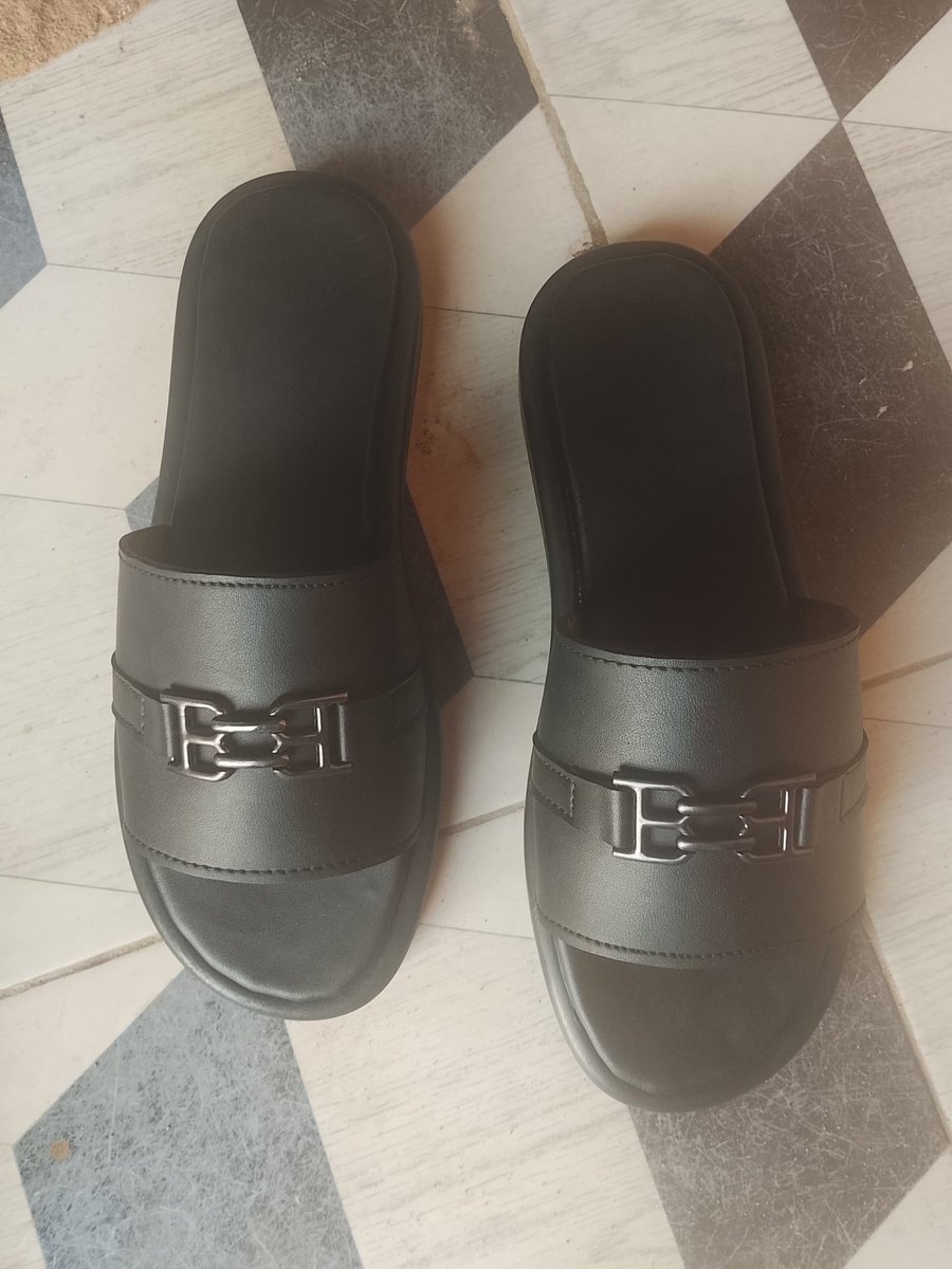 e_esuga's tweet photo. Price: 15k

#AbujaTwitterCommunity
#EsugaFootwear https://t.co/YoLLz0K86E