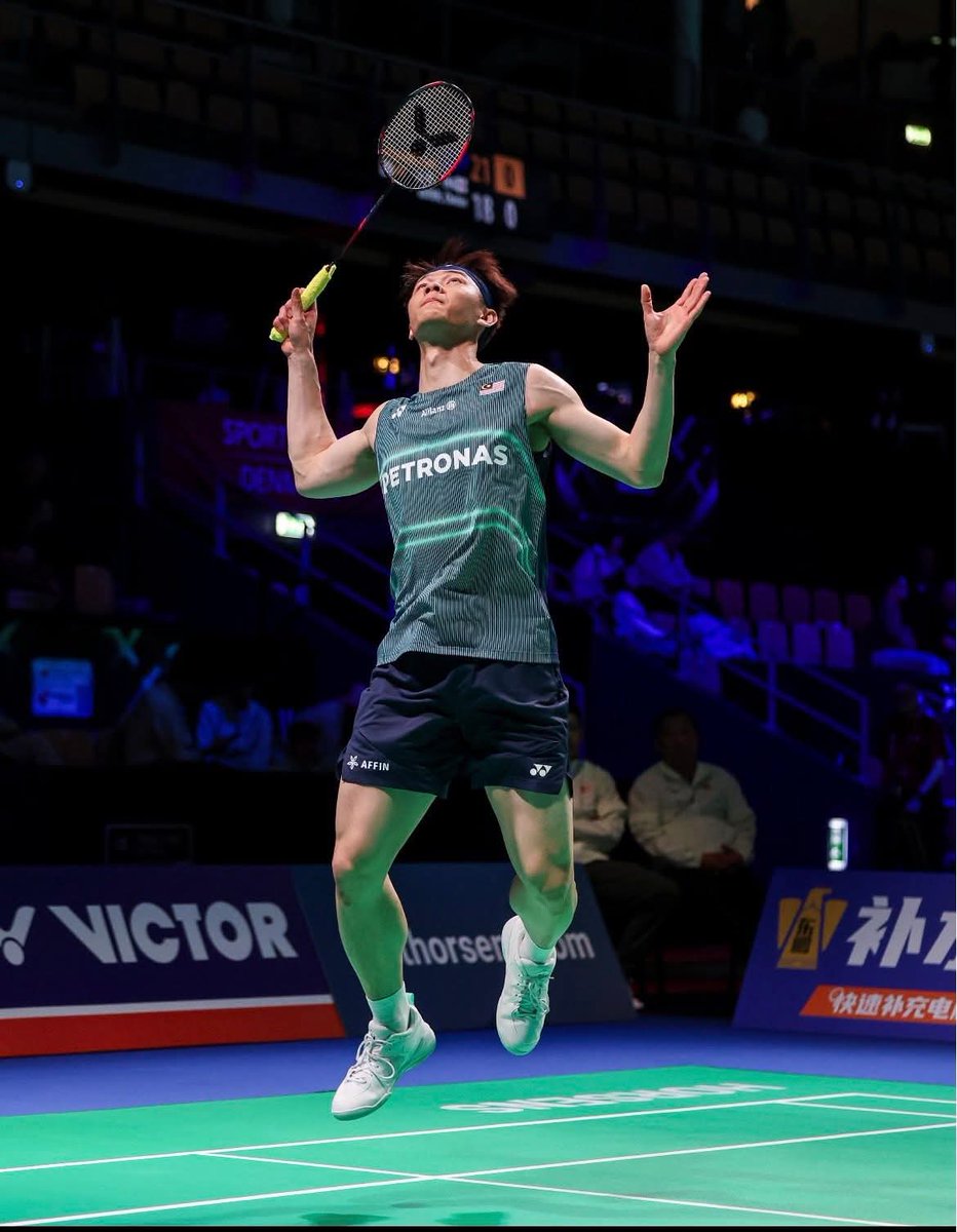 yiii_122 tweet media