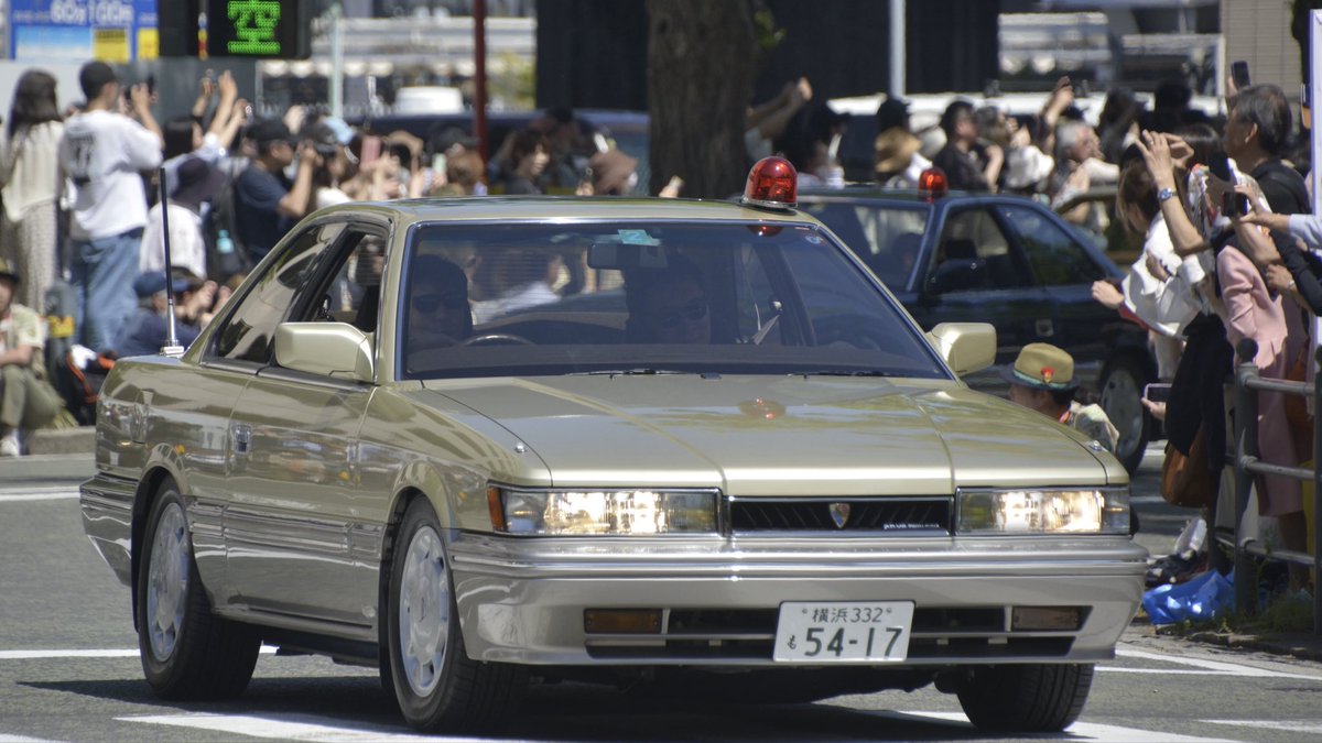 オプ tweet media