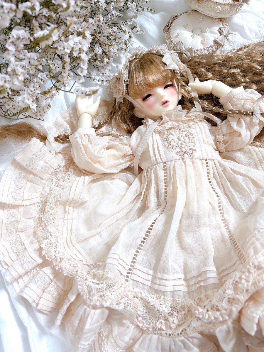 Coconis_doll's tweet photo. 先週から実はこっそりと中国版インスタ（RED）でも投稿を始めたのですが、思ったより反応を頂けて感謝感謝です✽
翻訳機能が優秀なので、海外の方にはこちらの方が読みやすいかもしれません◎ご参考までに。 https://t.co/SqtqJZYVJR