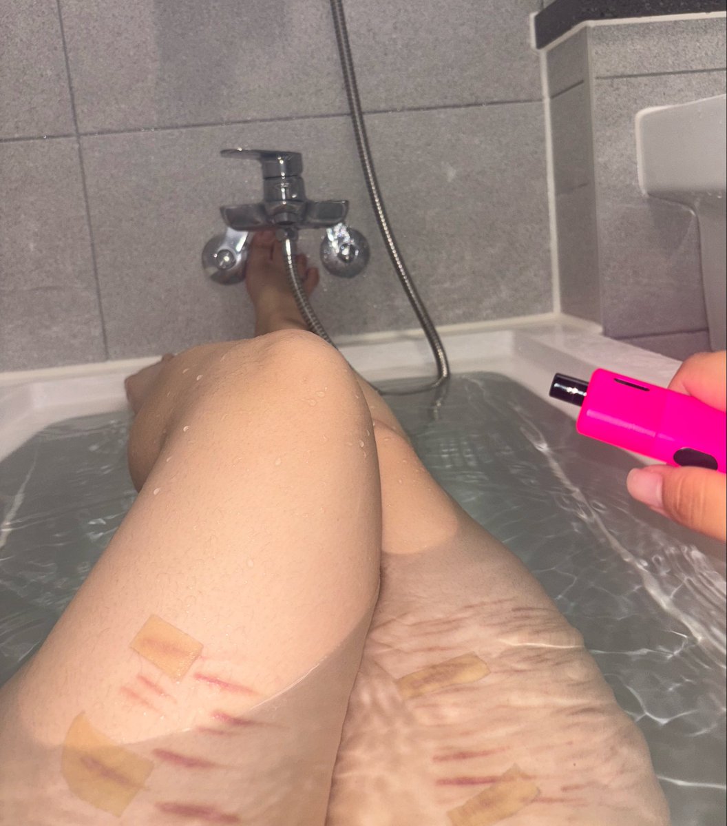 ྀི 가영 ྀི tweet media