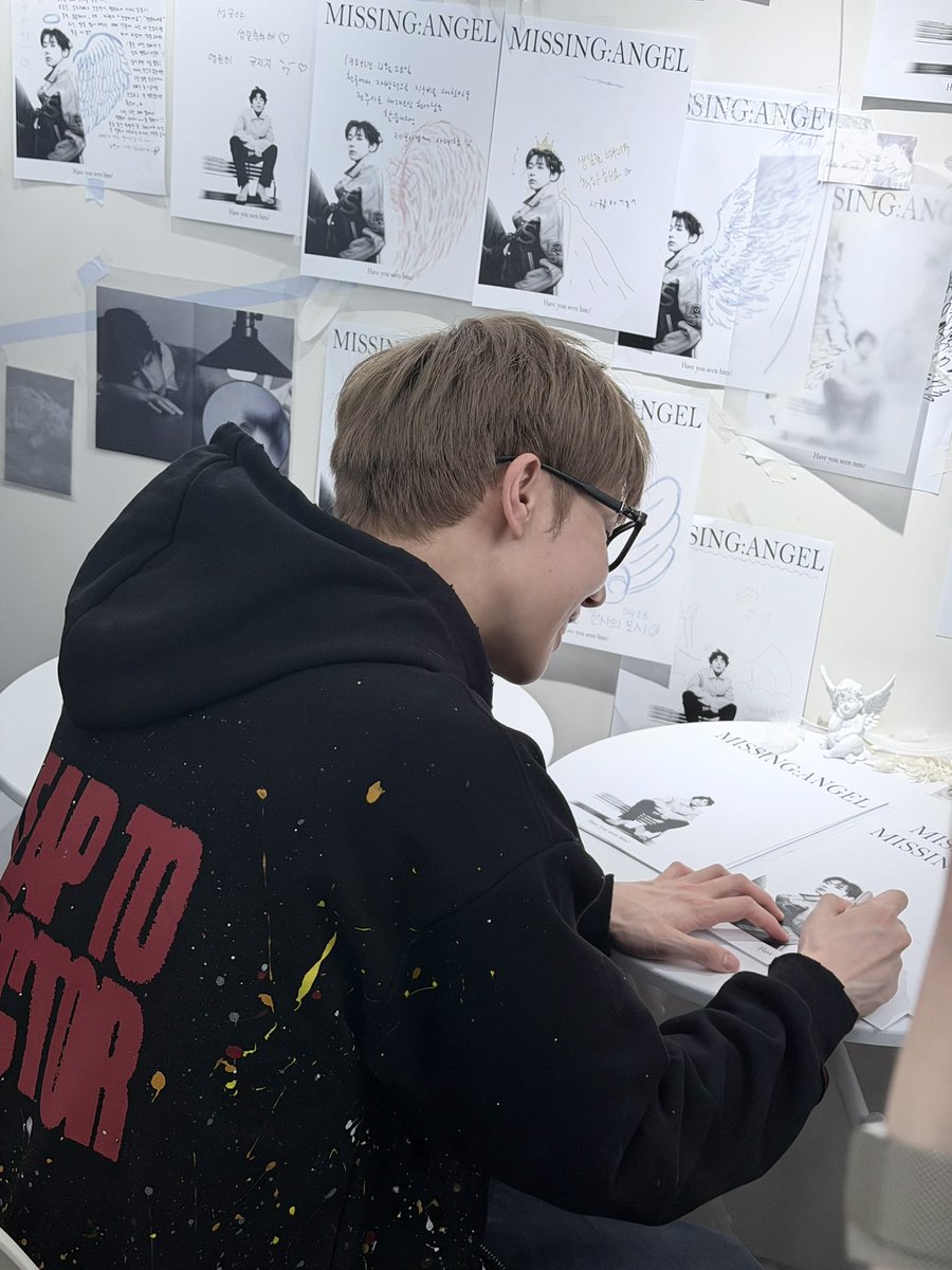 ANGELCITY04°28′ tweet media