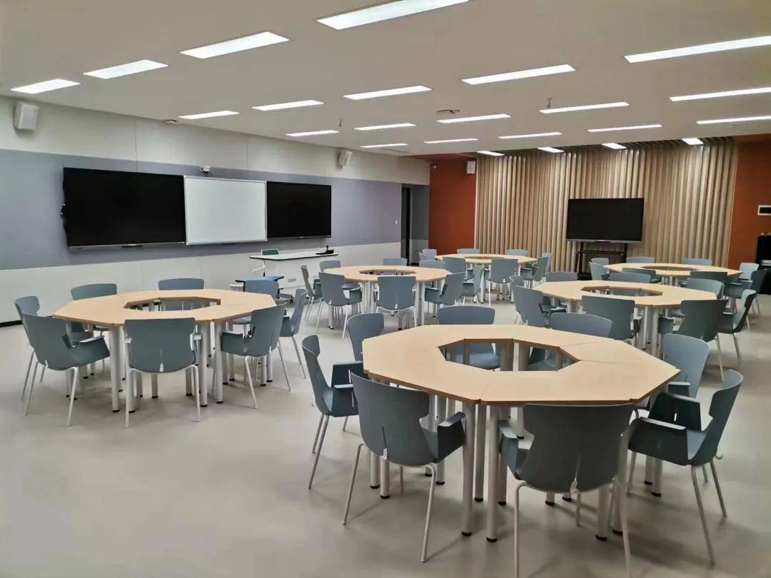 LangenBetina's tweet image. New semester, new goals! Ready to dive into fresh learning, meet new faces, and grow more than ever Let’s make this term count—one page, one project, one small win at a time. #BackToSchool #NewSemesterVibes