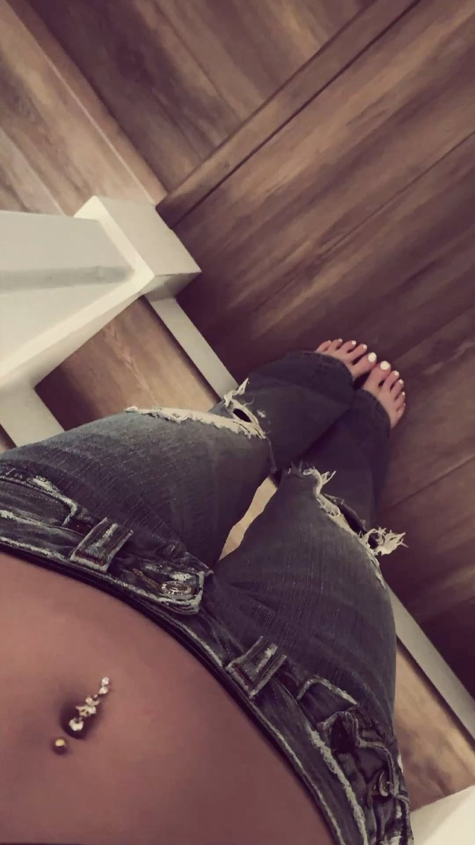 𝒮ky❀ tweet media