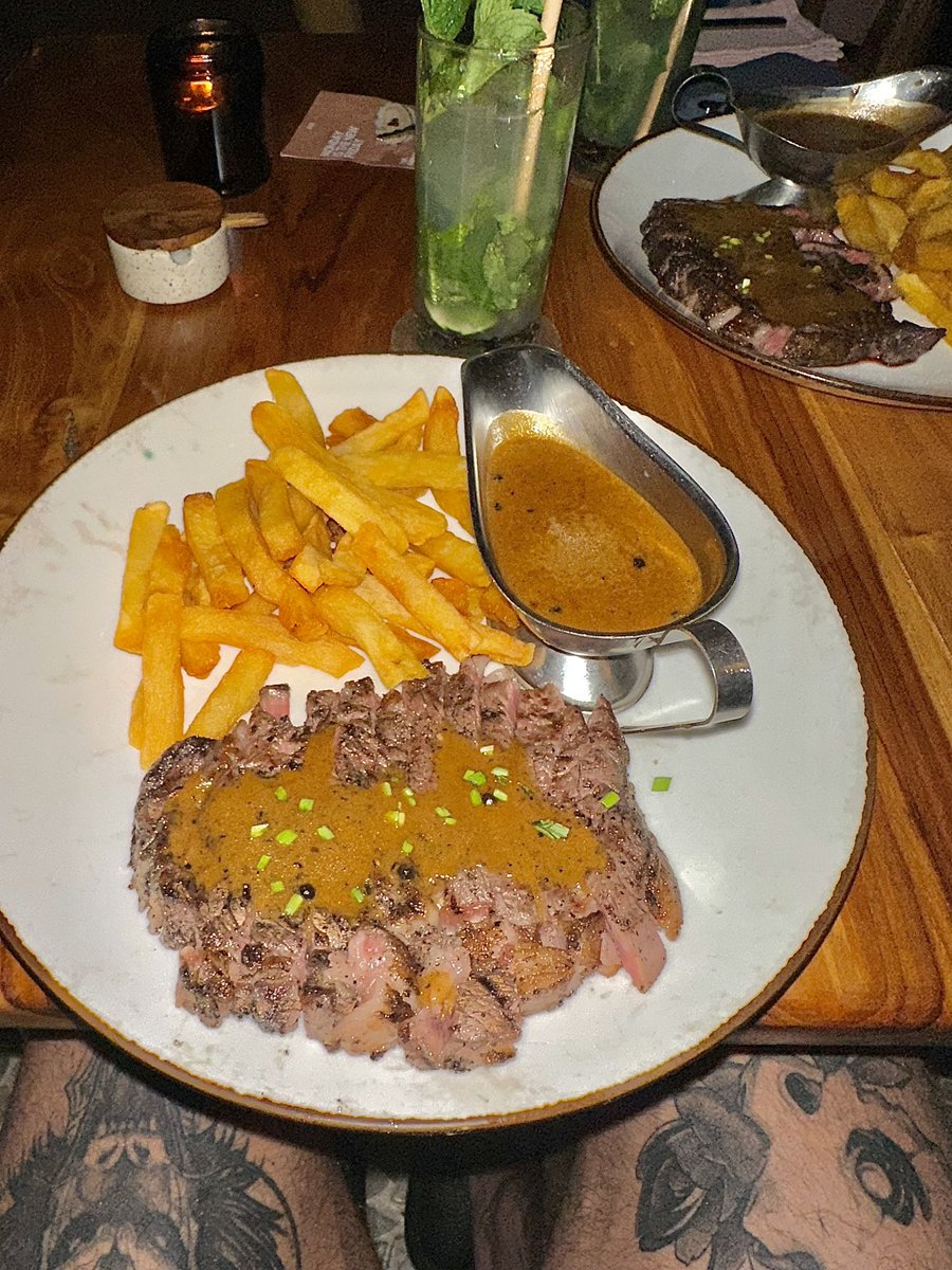 Ju la buche tweet media