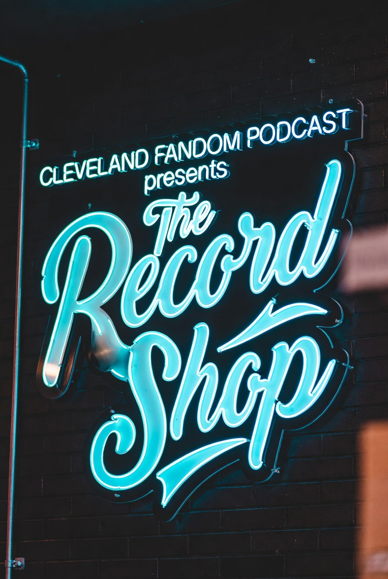 CLEFandomPod's tweet image. Coming up this week in The Record Shop

A new episode discussing 90s Summer Rap Songs, Worst Hip Hop Trends &amp;amp; Michael Jackson Stats

#Cleveland #WhatsYourFandom #ApplePodcast #AppleMusic #Spotify #iHeartRadio #HipHop #Summer #MichaelJackson #Michael #HipHopTrends