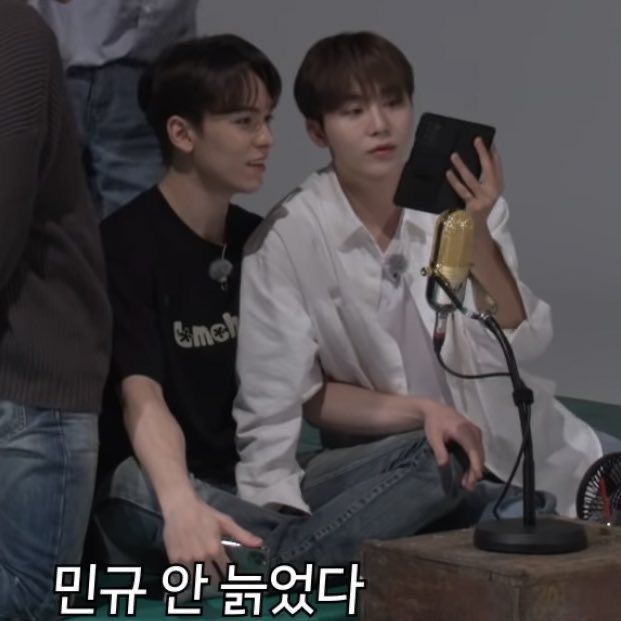 𝐏𝐞𝐭𝐫𝐚 tweet media