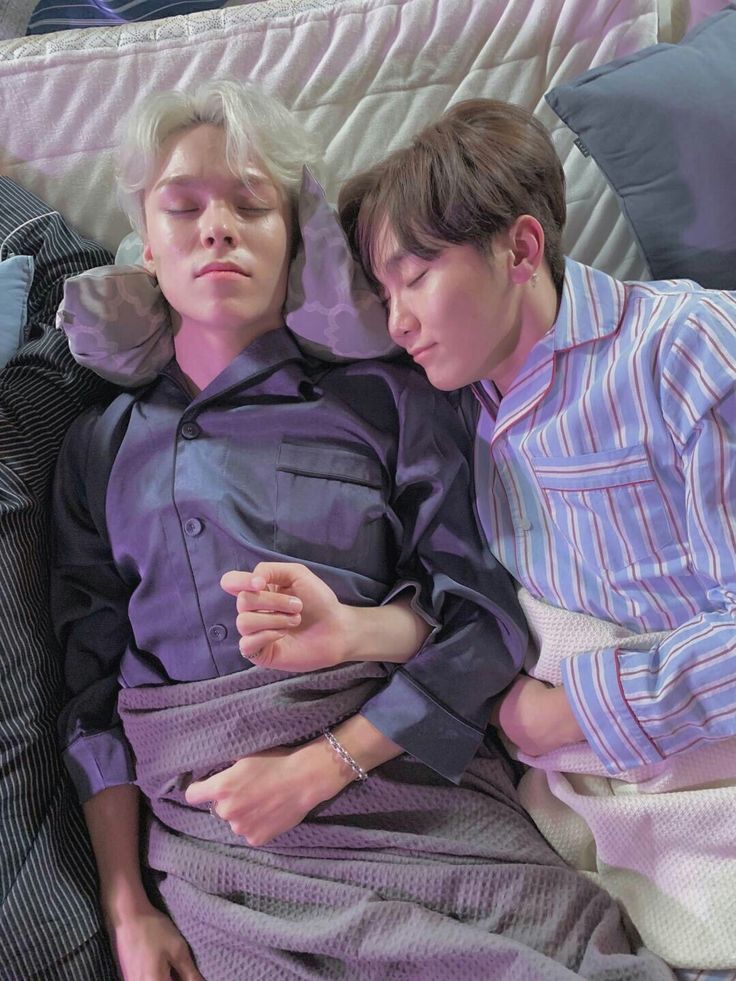 𝐏𝐞𝐭𝐫𝐚 tweet media