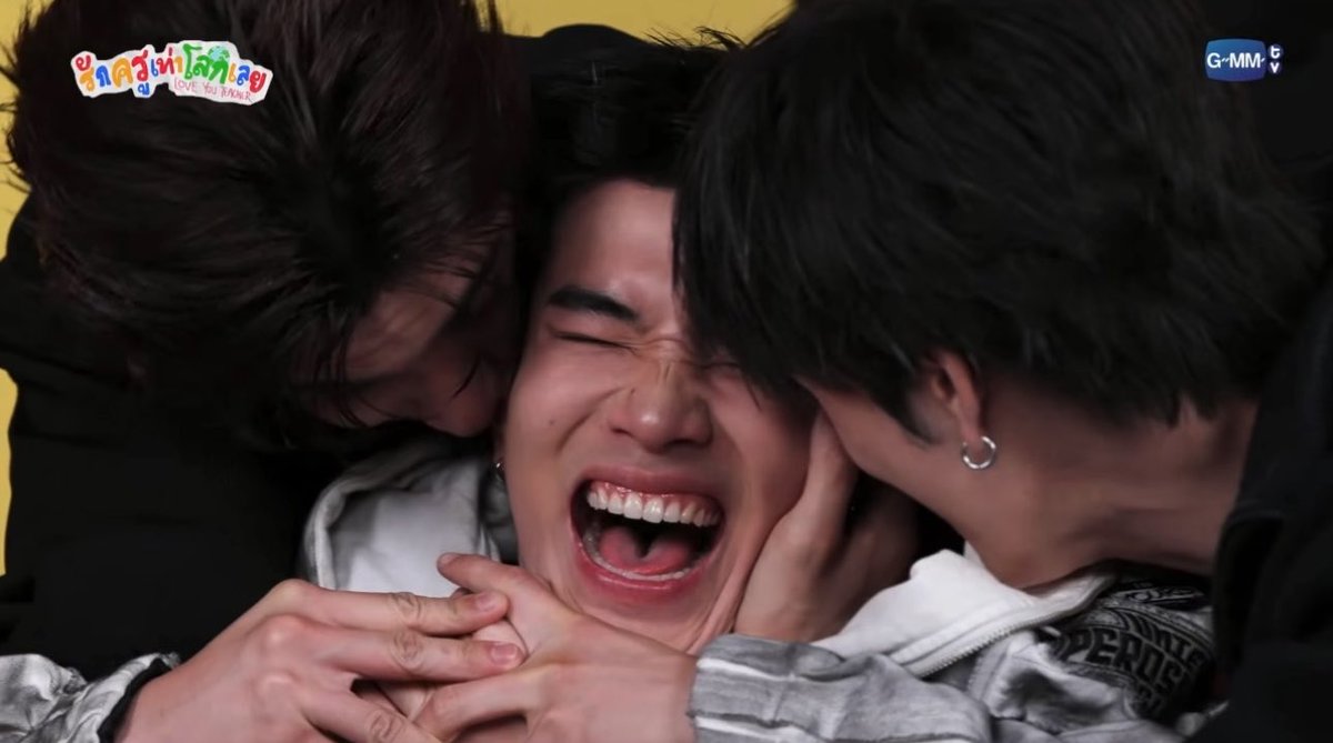 เอ๋ง tweet media