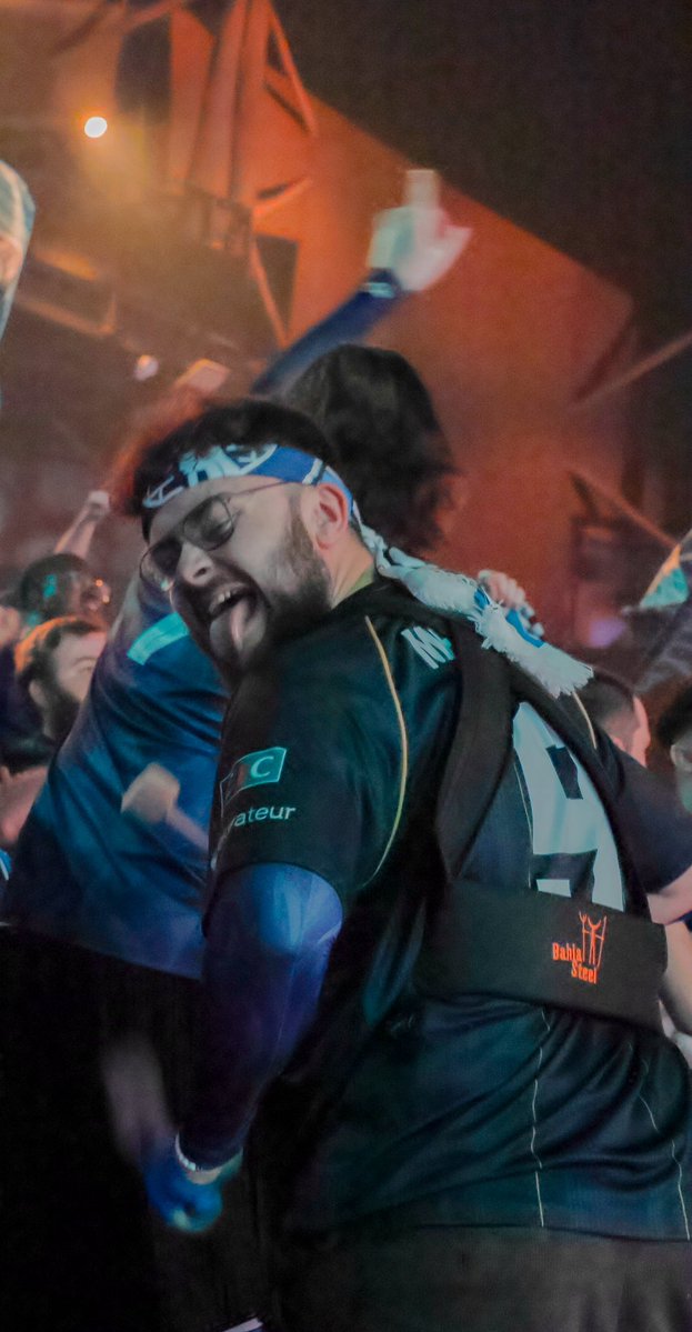 KC manchette tweet media