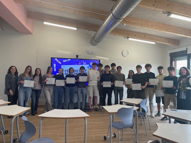 St. Patrick's English School tweet media