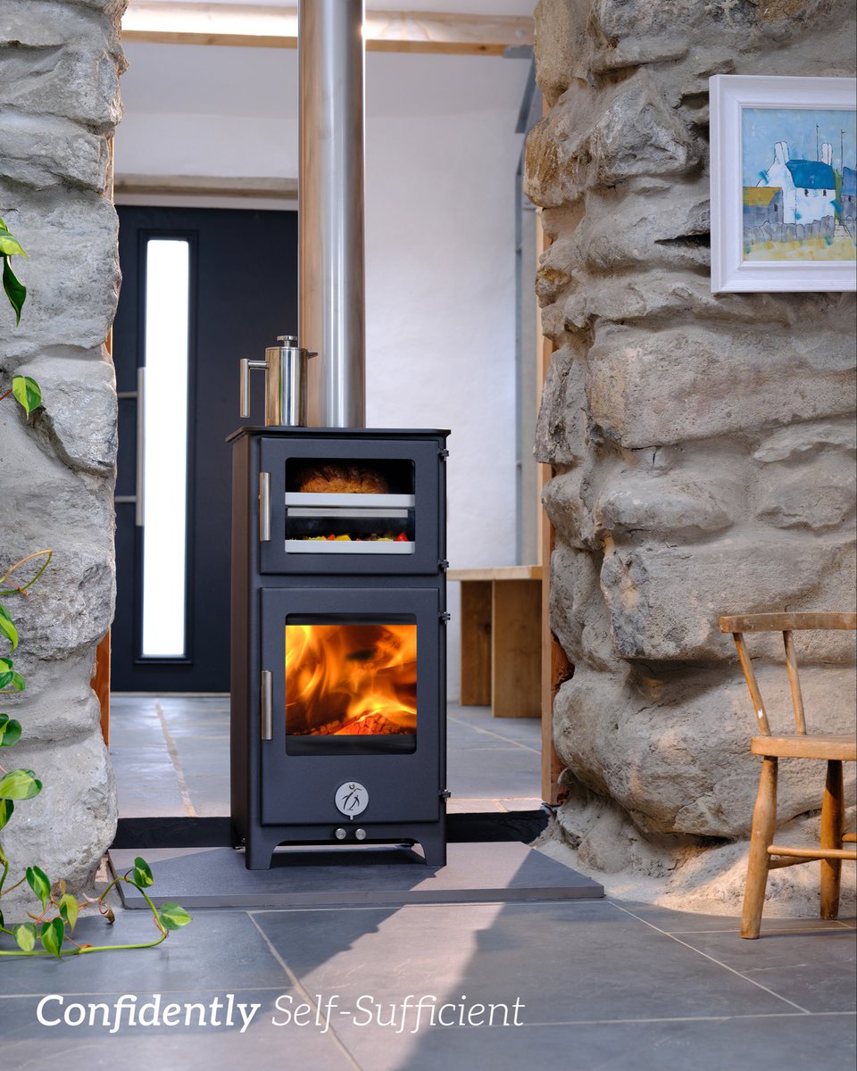 penguinstoves's tweet photo. Confidently self-sufficient

If the power goes out, you still want to know you can put the kettle on and make something proper to eat. A stove is not just about comfort. It gives you a way to heat your space and cook proper food using a simple, renewable fuel 🔥 

#ChilliPenguin https://t.co/amIS2gTTZY