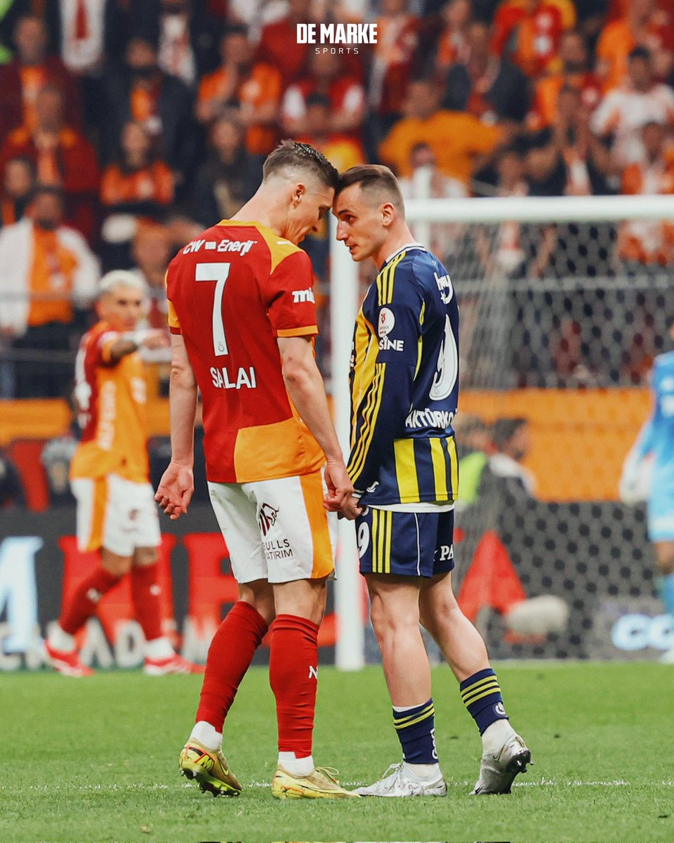 forzagalahell's tweet photo. Sallai nasıl da 7 numaranı aldı senden daha çok sevdik ama 🤣 https://t.co/Sp7mBpHIH5