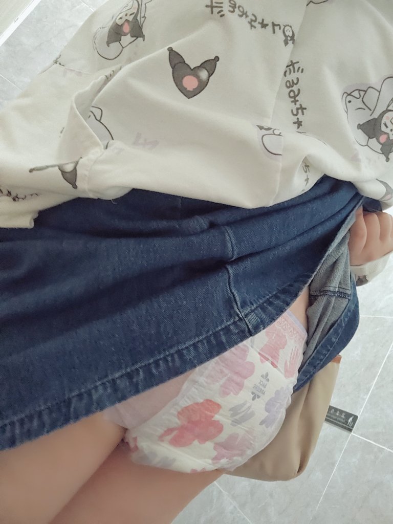 是…兔子小姐 tweet media