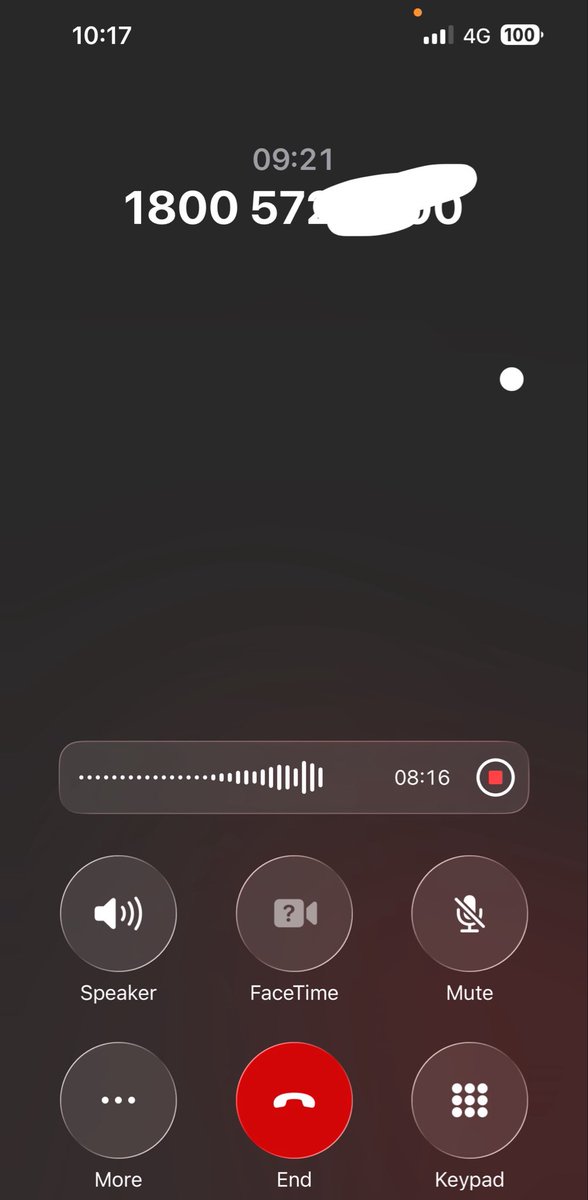 afsal_manu's tweet photo. @IqooInd 8 DAYS. That’s how long you’ve ignored my complaint while feeding me false information.

You act like the Green Line issue from YOUR software update is my problem? You’re right—it IS my problem because I was foolish enough to choose the worst phone company in the market? https://t.co/Br6QXaAwQG