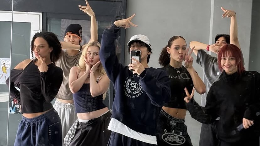 เอมรักตี๋ (บางแค) tweet media