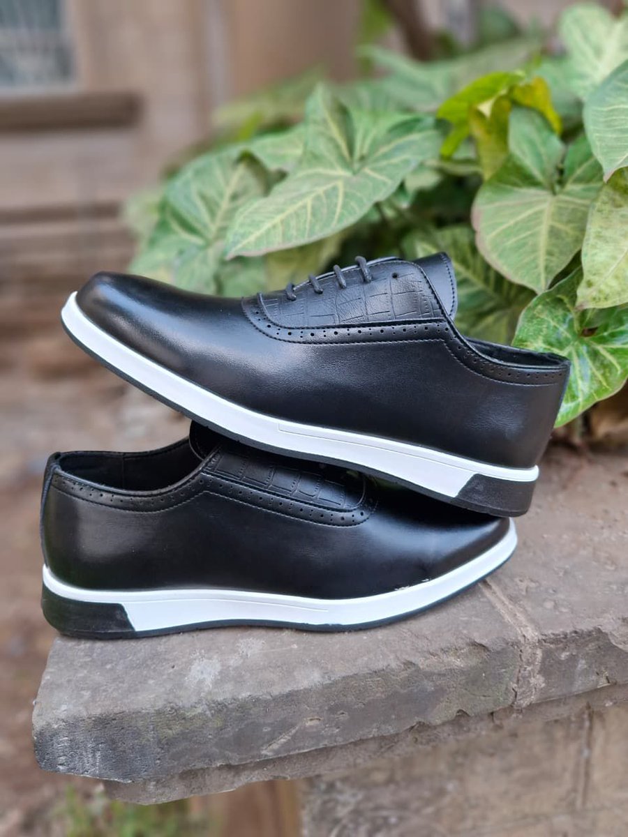 Dexlis254's tweet photo. Step into class with Berluti Casual 🔥
Clean, stylish, and perfect for everyday wear or smart outings.

📏 Sizes: 40–45
💰 Price: Ksh 3200
✨ Quality finish
Limited stock — DM to order now 🚀
#Kemsa #PaulMuite #LooterHatosheki #DongoKunduSEZ #StaySafu #Kingpin https://t.co/mB0Q2T3Yy4
