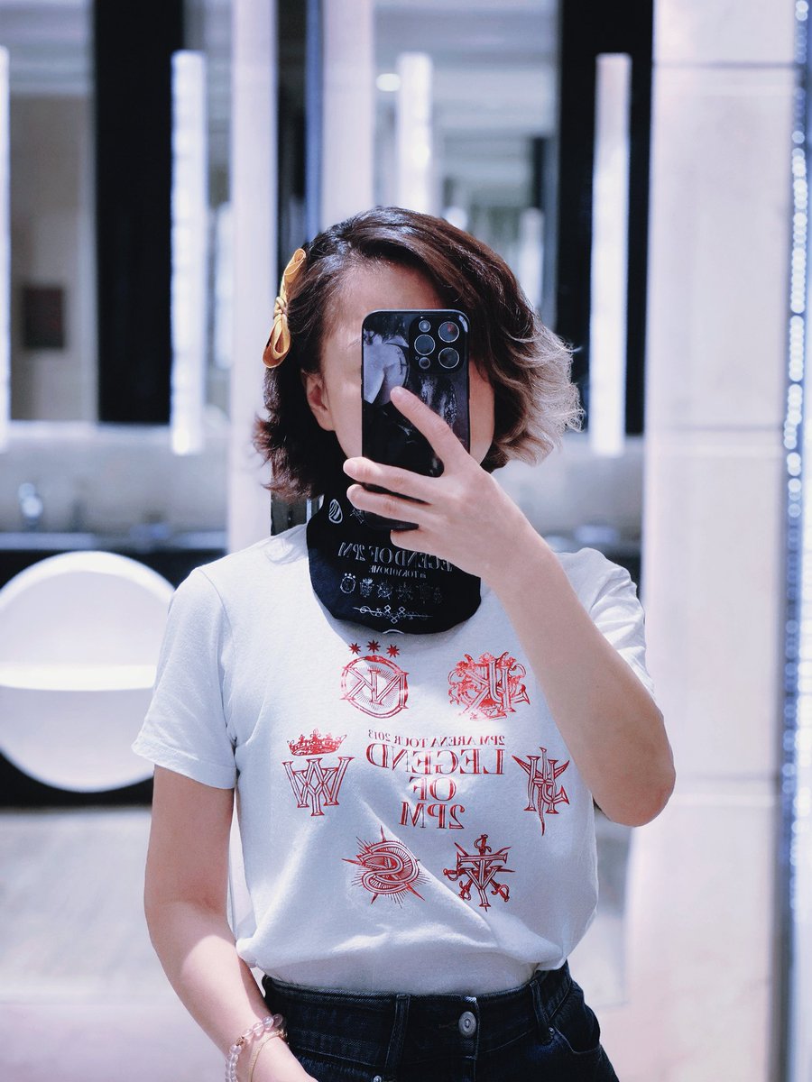 AbbySatine's tweet image. The T-shirt from 2pm's first performance on the  Tokyo Dome stage still looks great even now

#LEEJUNHO  #이준호 
#JUNHO  #李俊昊 #THE_RETURN_TokyoDome 
#ジュノ #legend_of_2pm