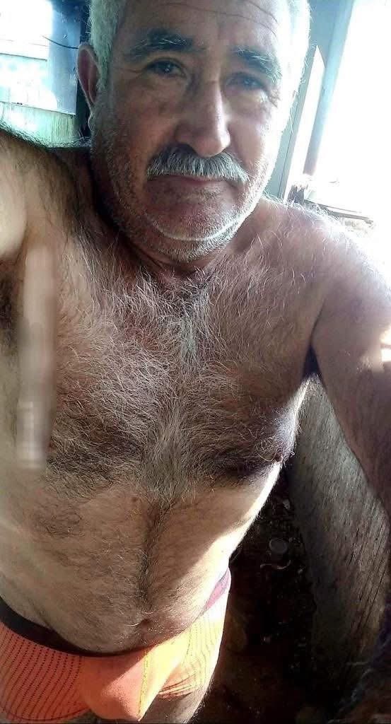 Hotdaddy_1's tweet photo. https://t.co/mpugtMMWN1