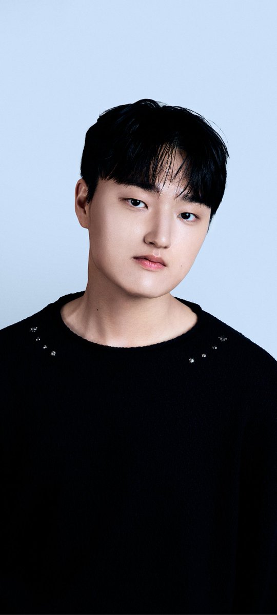 달 tweet media
