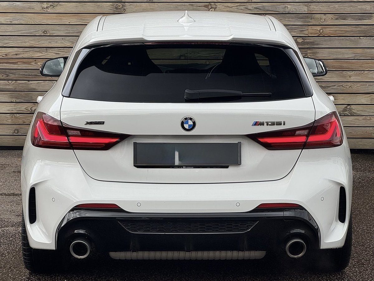 Bra Peter tweet media