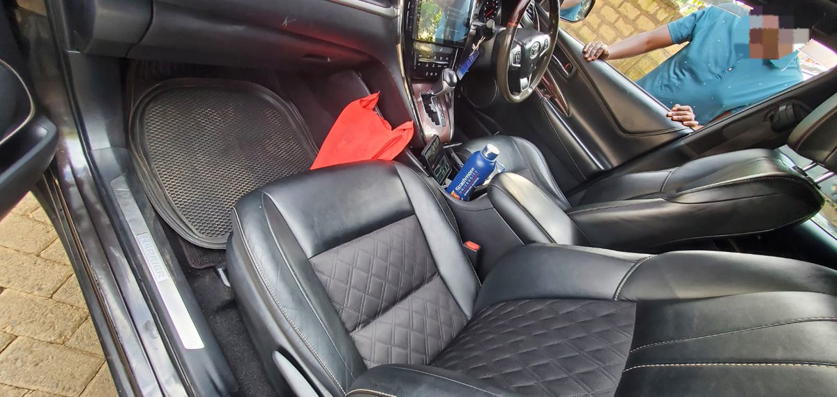 Talism_an's tweet photo. Toyota Harrier 
2015 Model
2000cc
Asking 2,150,000
0723515478 https://t.co/MhBODjgm3f