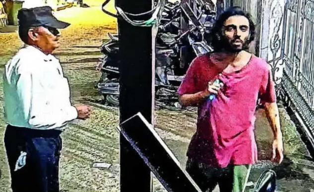 BPanchbhai59148's tweet image. Mumbai: पहले धर्म पूछा, फिर चाकू घोंपा, आरोपी के कमरे से मिला ऐसा नोट कि ATS भी चौंकी
👉indianviewer.com/mira-road-secu…
#Mumbai #MiraRoad #ATS #MumbaiCrime #SecurityGuardAttack #ISIS #Maharashtra #BreakingNews #CrimeNews #IndiaNews