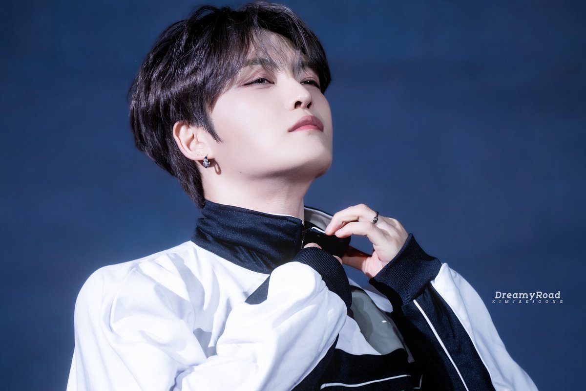 KJJ_DreamyRoad's tweet photo. 260425 2026 KIM JAE JOONG FANMEETING in GUANGZHOU

@bornfreeonekiss 📖

#김재중 #재중 #KIMJAEJOONG
#JAEJOONG #ジェジュン #金在中 https://t.co/3E3yy3pgik