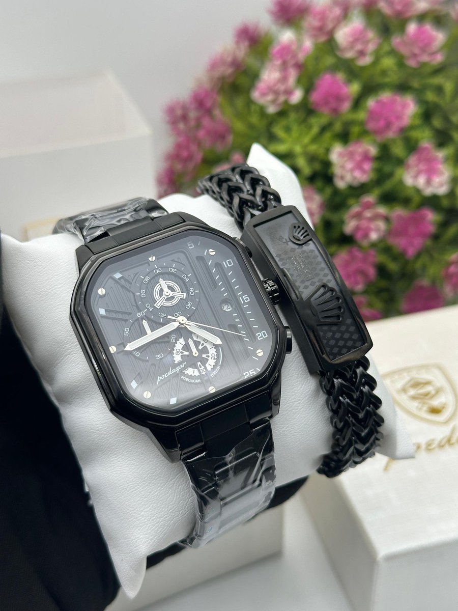 Please rp 🙏🏾 

🏷️ 35k as seen 
Comes fully boxed ✅ 
Send a dm or wa.me/2349033696606 to place your order!!!