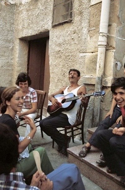 Mambo Italiano tweet media