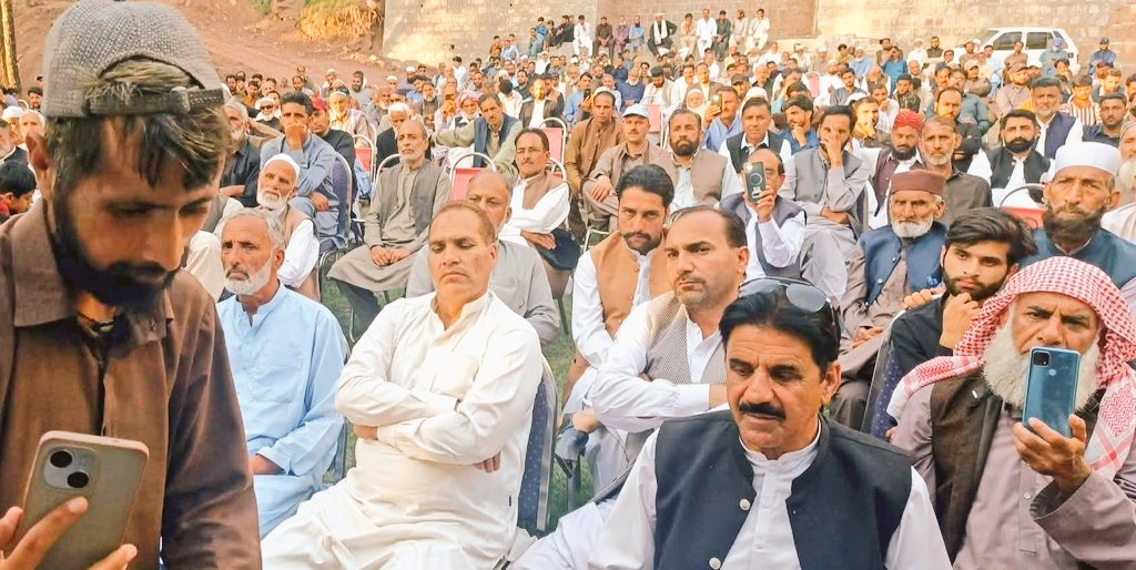 ElectPMLN2025's tweet image. Bagh Sirf Sher Ka!

PMLN's Brig (r) Muhammad Khan addressed local Jalsa at Kufalgarh LA15 Bagh.
#LA15 #Bagh #AzadKashmir #PMLN