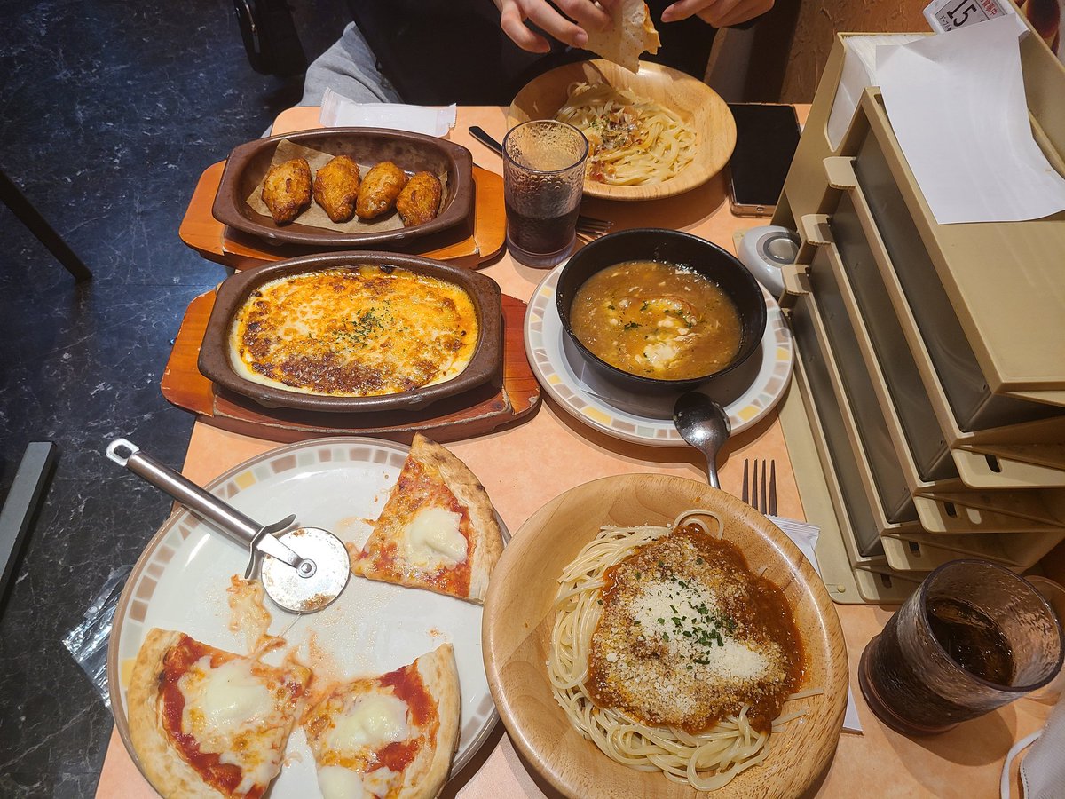 SabuzakP's tweet photo. 마지막으로 먹고 https://t.co/BXVrFL9Zm2