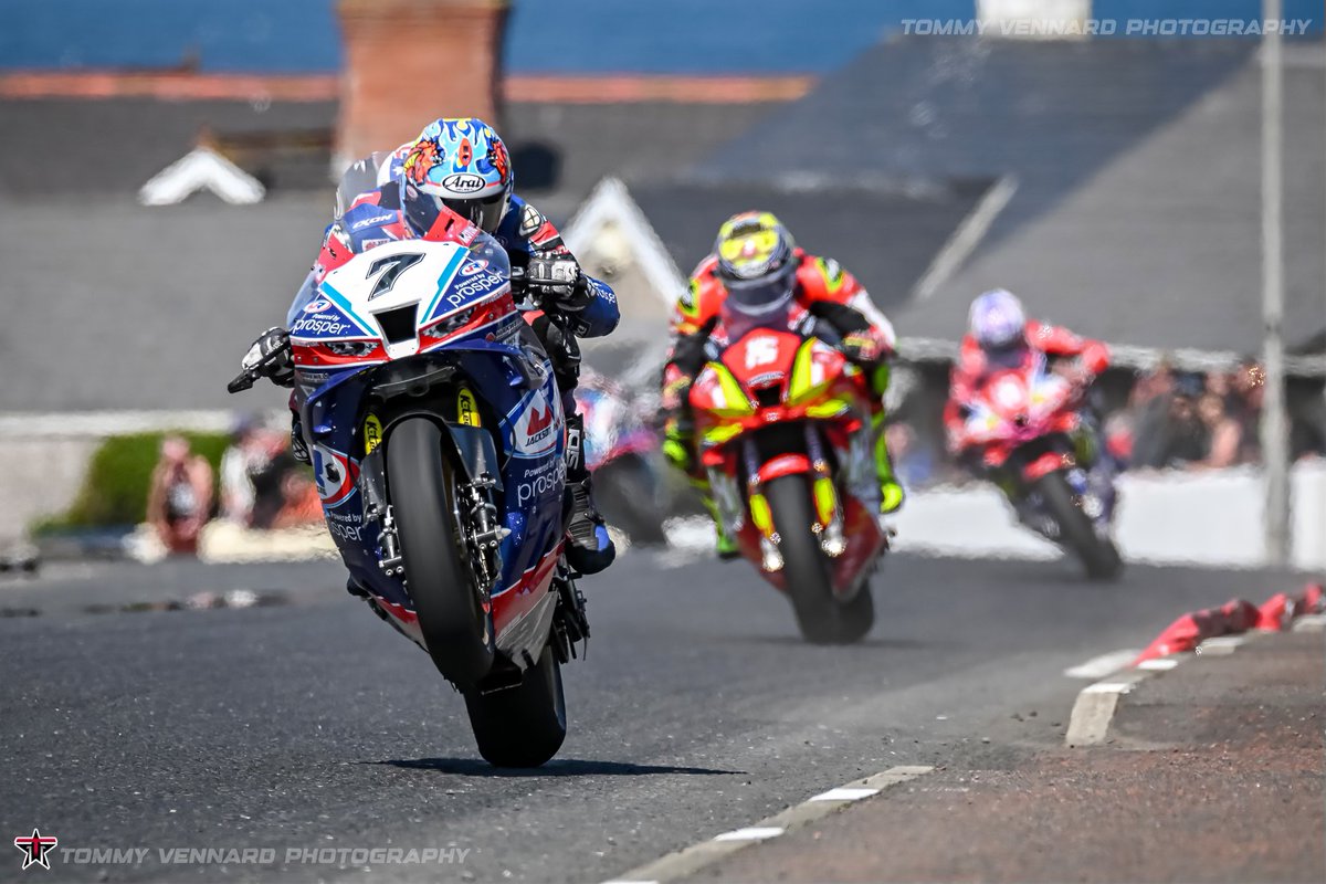 Road Racing News tweet media