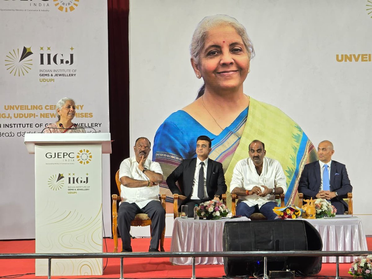 Nirmala Sitharaman Office tweet media