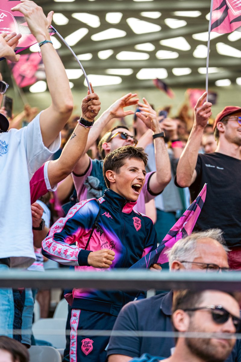 SFParisRugby's tweet photo. Une victoire en 𝗳𝗮𝗺𝗶𝗹𝗹𝗲 🩷

Votre soutien a fait la différence samedi et il nous portera jusqu’au bout 🫵

Prochain RDV à Jean Bouin dans 2 semaines face à Lyon 🔥

🎟️ https://t.co/9ldIHdibhP https://t.co/RivVjbezU6