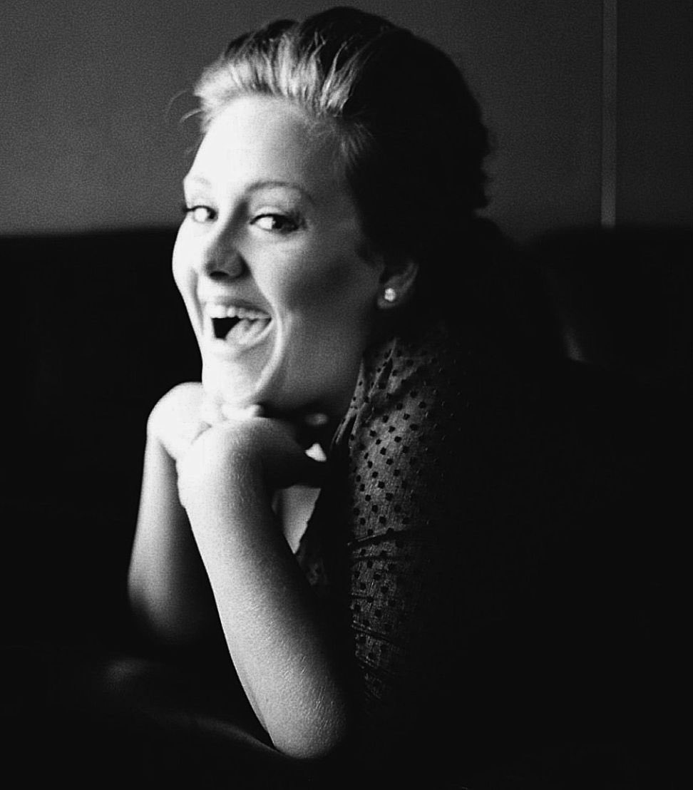 gilda_patetta's tweet photo. Enserio hace falta aclararlo?🤌🤌🤦‍♀️ #adele21 
@Adele Lo hizo y así quedará. https://t.co/S1ApNAPrCZ