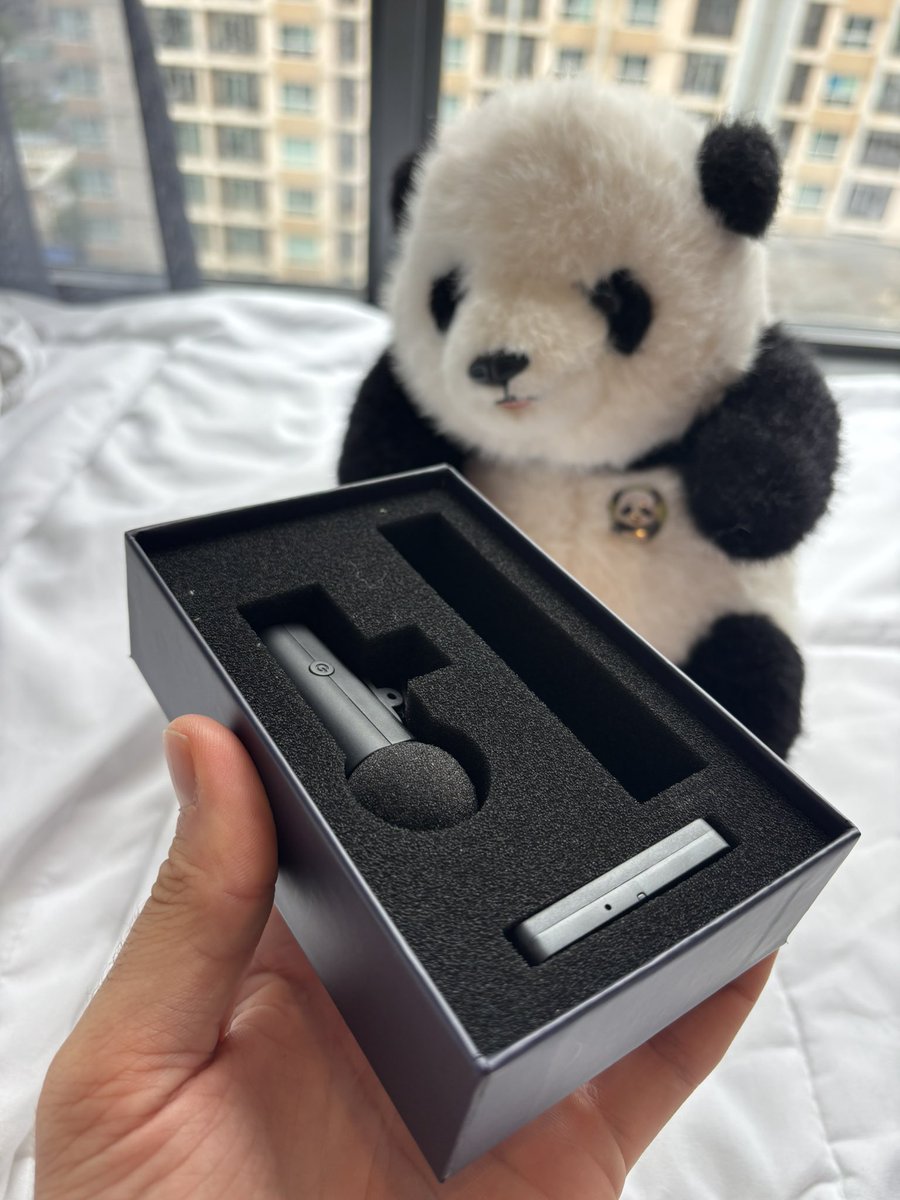 MisterChe tweet media