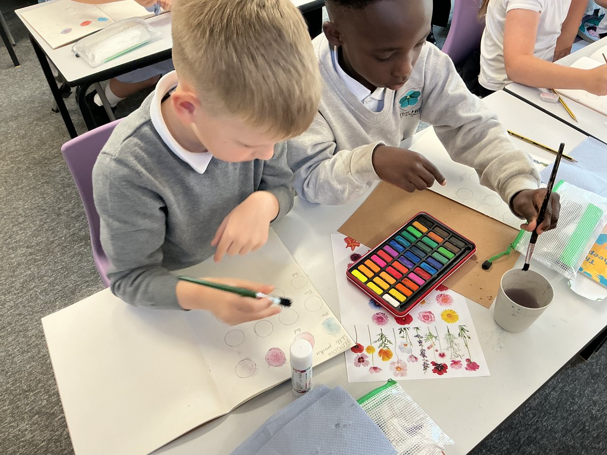 BriarHillSch's tweet image. Year 3 have been exploring Primary and Secondary colours in Art this week. They brilliantly remembered the primary colours and used them to make secondary colours with watercolour paint 🎨🖌️
#Art #Year3 #watercolour