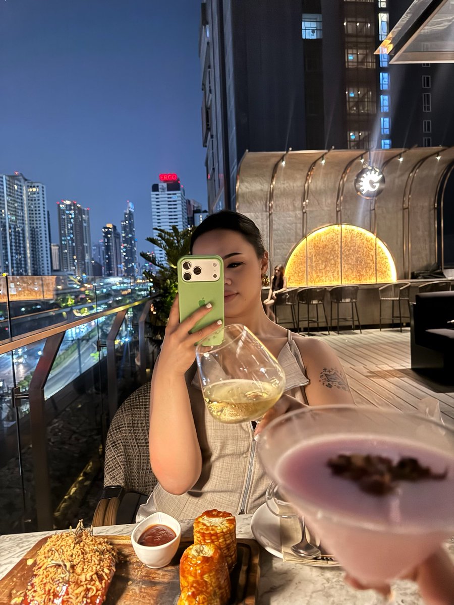 Jasmine tweet media