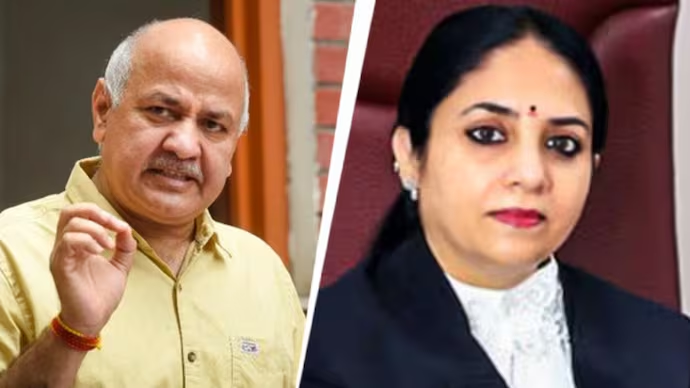 IndiaToday's tweet photo. 𝐒𝐢𝐬𝐨𝐝𝐢𝐚 𝐣𝐨𝐢𝐧𝐬 𝐊𝐞𝐣𝐫𝐢𝐰𝐚𝐥 𝐭𝐨 𝐛𝐨𝐲𝐜𝐨𝐭𝐭 𝐣𝐮𝐝𝐠𝐞 𝐰𝐡𝐨 𝐝𝐞𝐜𝐥𝐢𝐧𝐞𝐝 𝐭𝐨 𝐫𝐞𝐜𝐮𝐬𝐞 𝐢𝐧 𝐞𝐱𝐜𝐢𝐬𝐞 𝐜𝐚𝐬𝐞
Read more: https://t.co/LJhopZ2VLL | @sanjoomewati
#ManishSisodia #Arvindkejriwal #ExciseCase https://t.co/D4S8C4nMT4