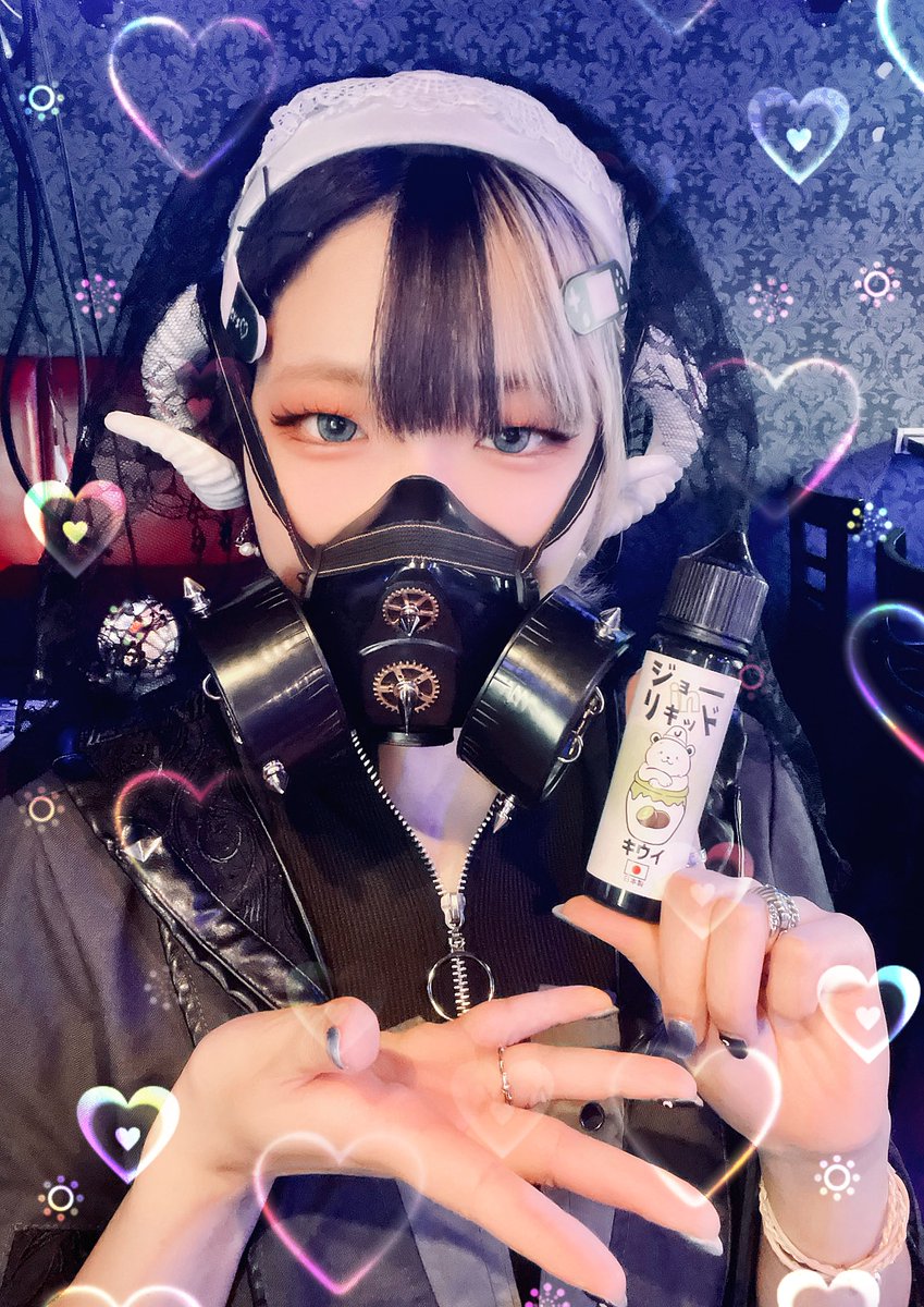 shj_akiba's tweet image. 本日のおすすめ #VAPE のご紹介❣️

こちらは #ジョーinリキッド🐻‍❄️のキウイ味❕
フルーティーな味わいと酸味感じる香りが特徴のリキッドです🥝✧︎*。

おすすめ #VAPEfusion はロンドンドライジンNo.3を使ったギムレット🥂✨️
ぜひ合わせてお楽しみください❕

 #聖氷女教会