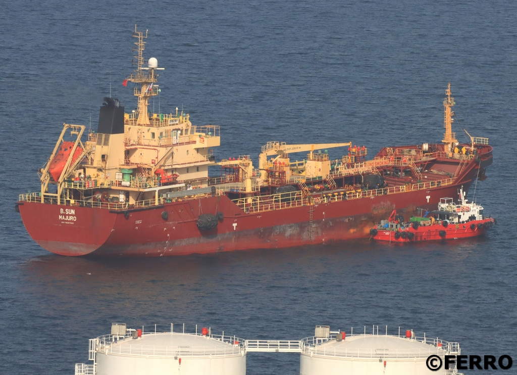 Gibdan1's tweet image. Tankers in Gibraltar #shipsinpics #ships #shipping

⚓️B. SUN
⚓️SAFEEN ELIZABETH
⚓️SPA
⚓️STROMBOLI M