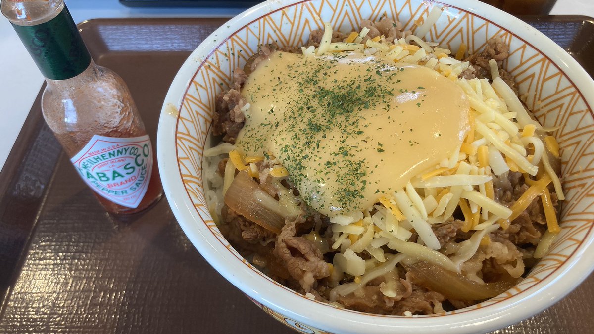 t さん tweet media