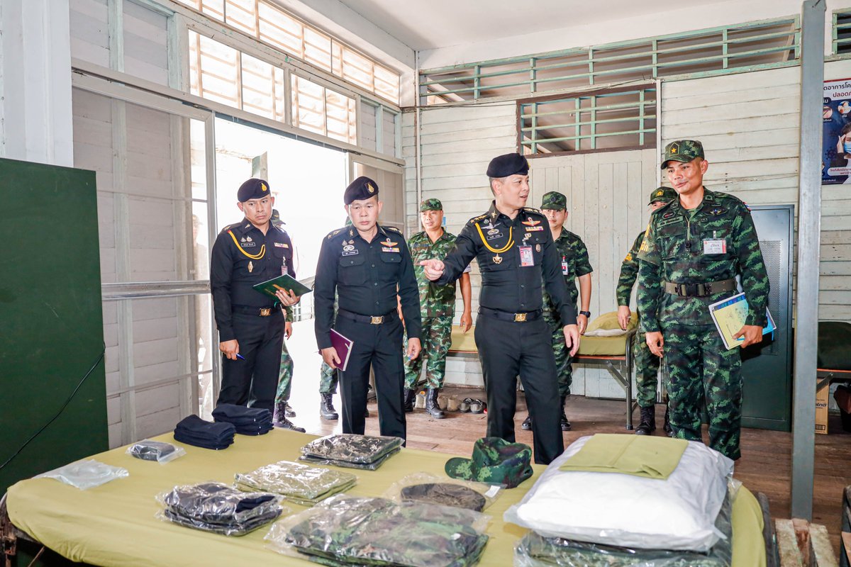 24thmilitary_pr's tweet photo. #เตรียมความพร้อมรับน้องคนเล็ก 
"มทบ.24 ตรวจเยี่ยมหน่วยฝึกทหารใหม่ เพื่อเตรียมการรับทหารใหม่ ผลัดที่ 1/69"

#น้องคนเล็ก
#Bootcamp69
#พลทหาร
#ศูนย์ประชาสัมพันธ์มณฑลทหารบกที่24
#กองทัพภาคที่2
#กองทัพบก https://t.co/8am9eHyluh