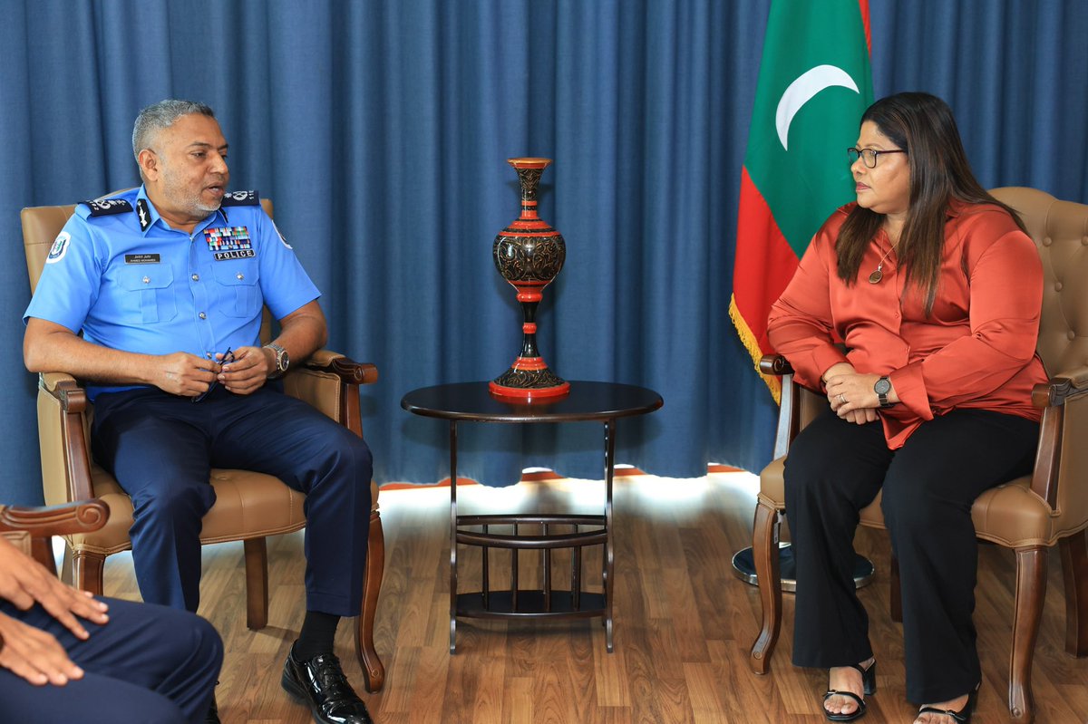PoliceMv's tweet photo. @PoliceMvCP Ahmed Mohamed met with Minister of Health, Family and Welfare Geela Ali today.

The discussion focused on enhancing collaboration between policing and the health sector, with a shared focus on addressing mental health challenges, improving the quality of services, and raising awareness across all age groups.

Both sides also emphasised the importance of ensuring timely, effective support for individuals in need, across all regions of the Maldives through a more coordinated and responsive approach.