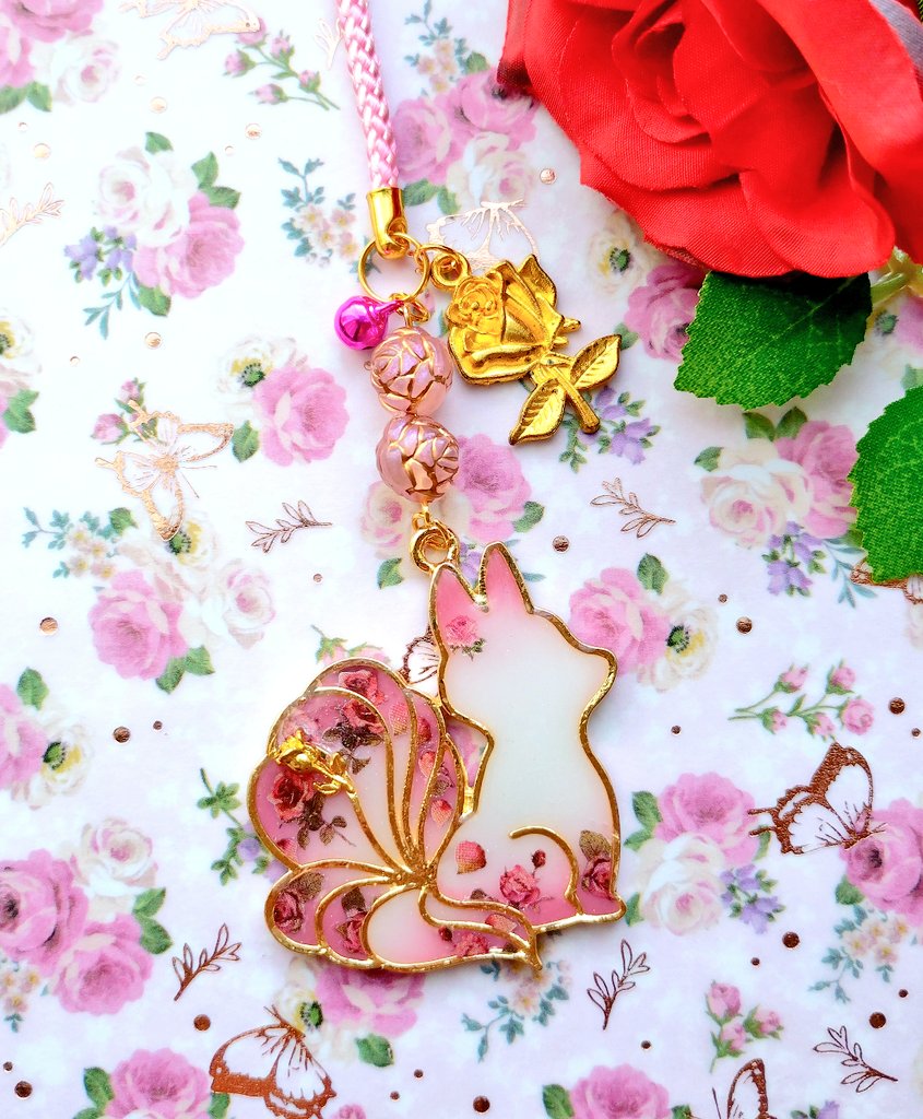 こよい tweet media