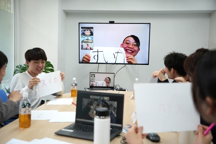 goodlifecare03's tweet photo. 【新卒情報】未来へのスタート！27卒 内定者交流会を開催しました！本文はこちら：https://t.co/AKXfyUybCE
#グッドライフケア #介護 #福祉 #新卒 #研修 #内定 #内定者 #内定者交流会 #会社の雰囲気 #キャリアアップ #チームワーク https://t.co/IQijmZOjdE