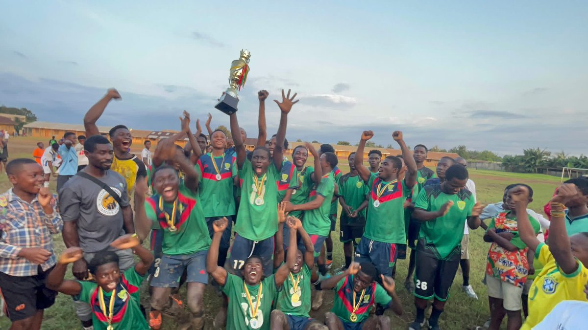 openfieldcam's tweet photo. The first phase of the 2025 Kick For Climate Action &amp; Entrepreneurship #k4client Project football championship crowned Legend FA as champions after a strong 3–1 victory over Young https://t.co/vHJbGGdRYM the big question is… who will be the next champion in 2026? https://t.co/H1GAyfr5TJ