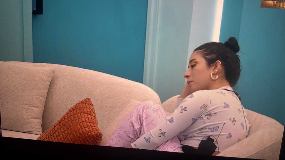 TEAM KARINA tweet media