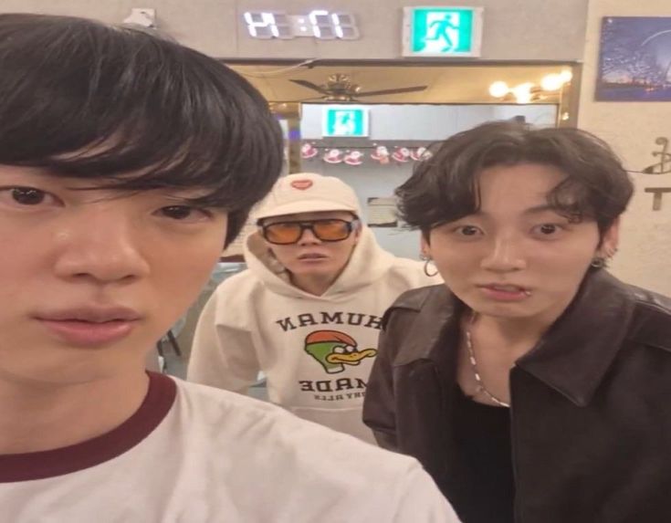 gab⁷||living is better🎧||🇮🇹🍉🇺🇦🏳️‍🌈 tweet media